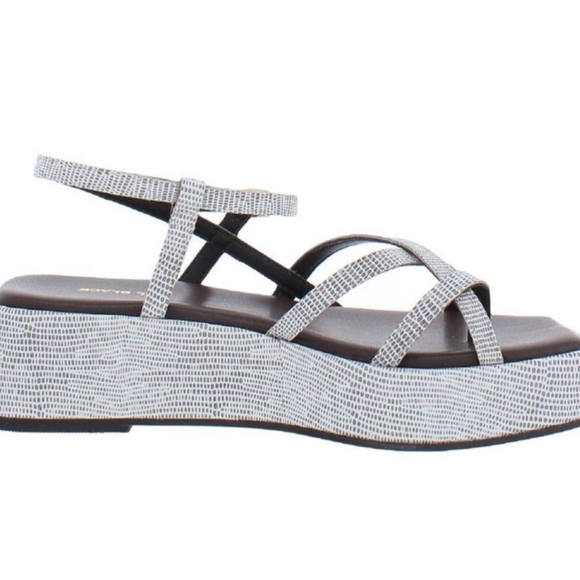 NEW All Black Womens Blunt B/W Embossed Buckle Casual Wedge Sandals Size 10. - Picture 2 of 4